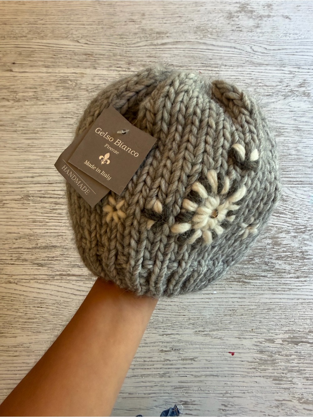 Gelso Bianco Gray Knit Beanie with Cream Snowflake Accent